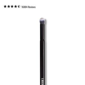 IL MAKIAGE Professional concealer blending brush